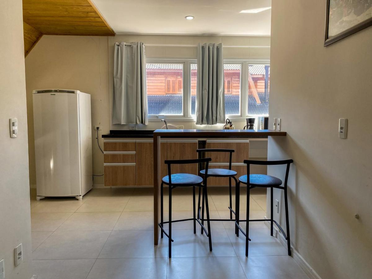 Apartamento A 500M Da Rua Coberta - 1 Suite - Para 4 Pessoas Gramado Exterior photo